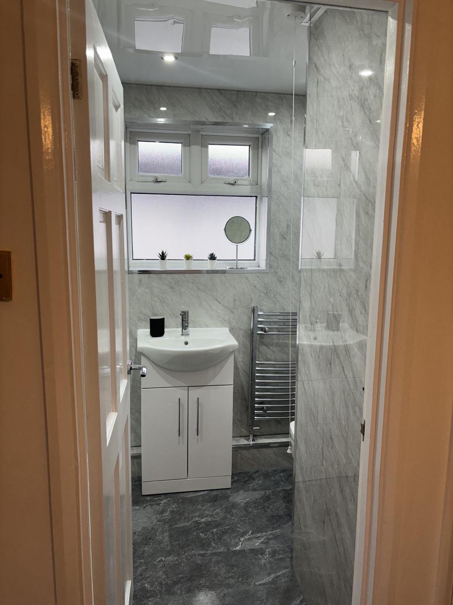 Villa Cosy Corner - 2 Beds, Free Parking, Next To Southampton General Hospital Esterno foto